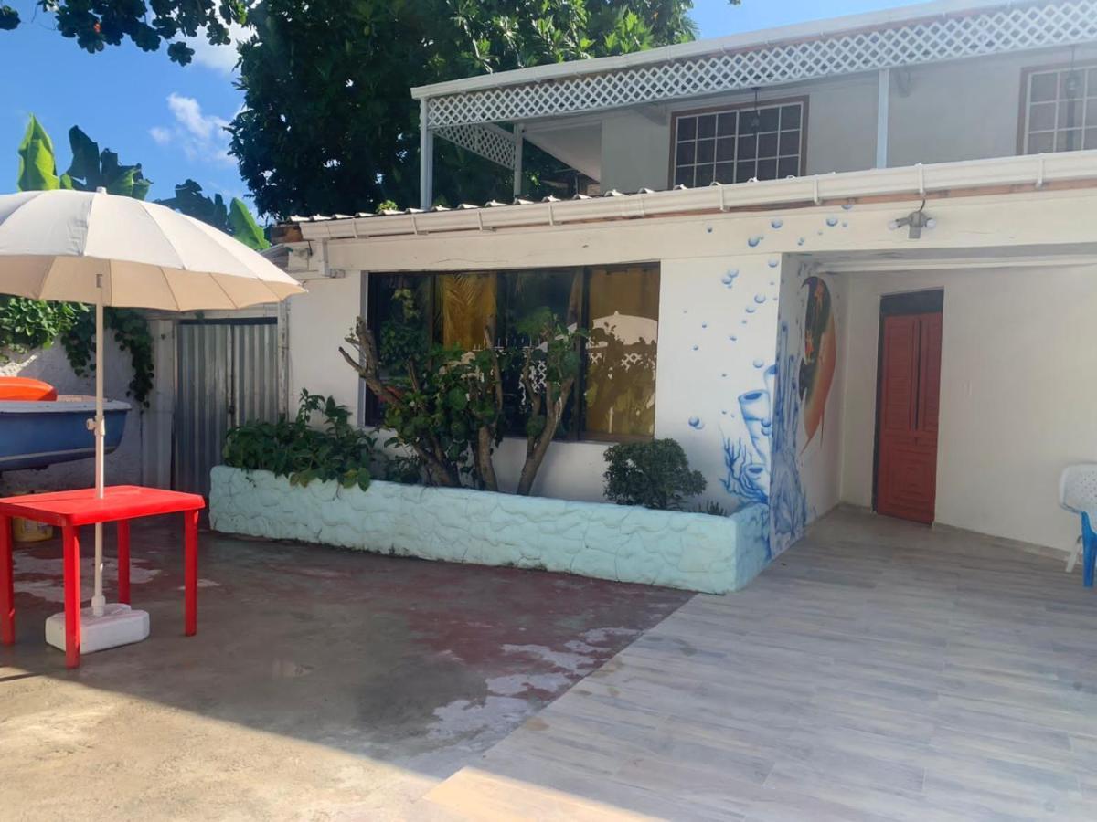 Joebi'S House Walking Distance To Rocky Cay Beach Ideal For Families Or Groups Buenavista  Exterior foto